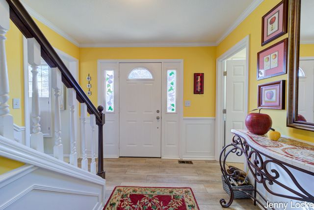 1530 Bayview Drive, Norton Shores City, MI 49441