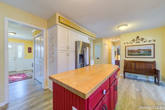 1530 Bayview Drive, Norton Shores City, MI 49441