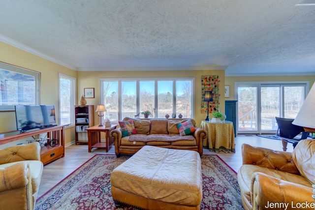 1530 Bayview Drive, Norton Shores City, MI 49441