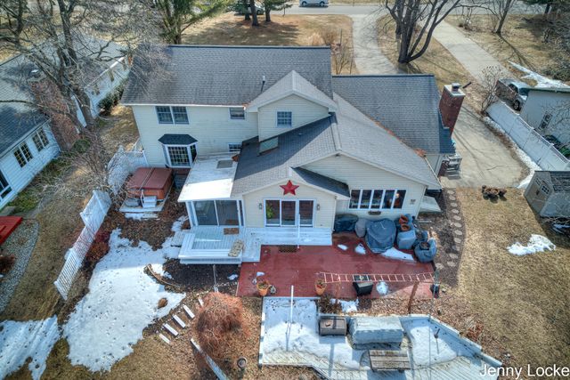 1530 Bayview Drive, Norton Shores City, MI 49441