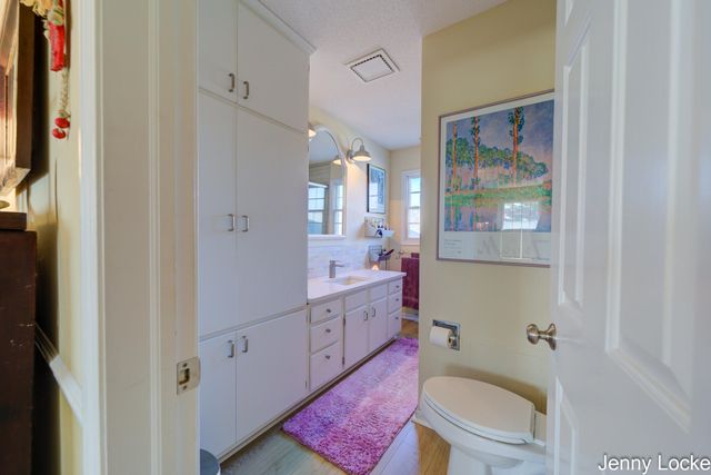 1530 Bayview Drive, Norton Shores City, MI 49441