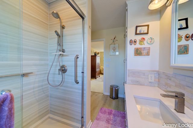 1530 Bayview Drive, Norton Shores City, MI 49441