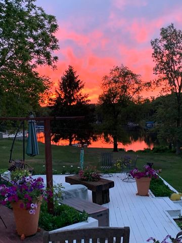 1530 Bayview Drive, Norton Shores City, MI 49441