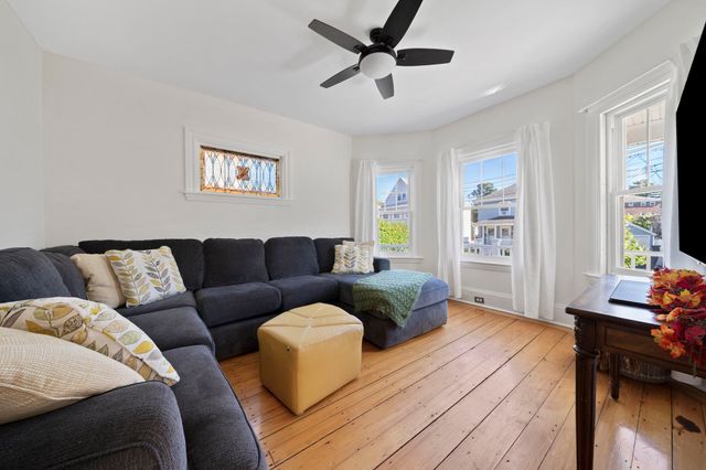 118 Merrymount Rd, Quincy, MA 02169