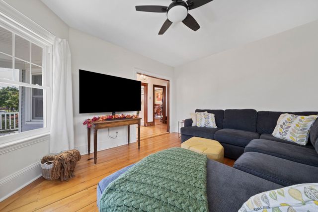 118 Merrymount Rd, Quincy, MA 02169