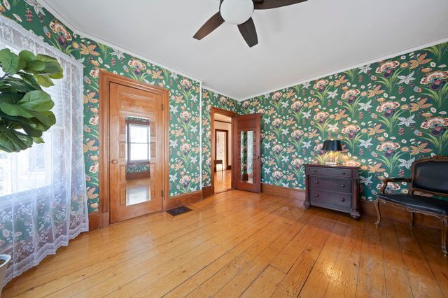 118 Merrymount Rd, Quincy, MA 02169