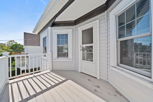 118 Merrymount Rd, Quincy, MA 02169
