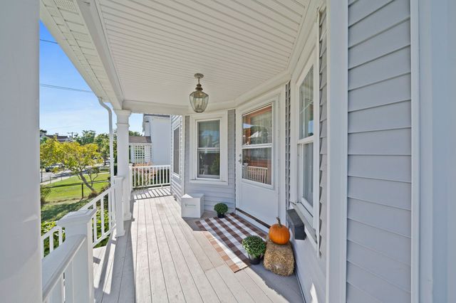 118 Merrymount Rd, Quincy, MA 02169