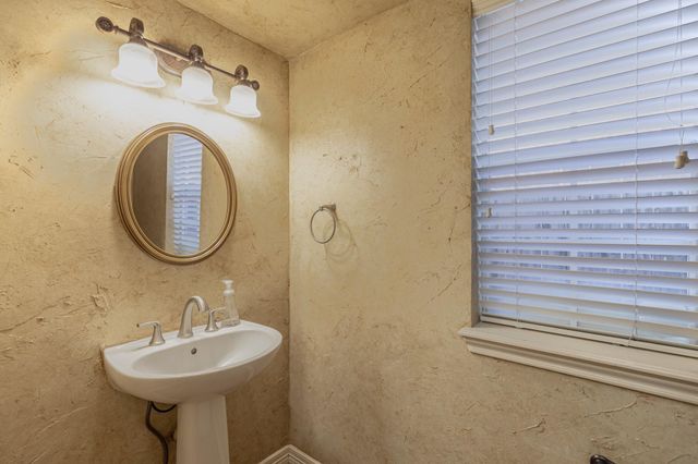 4418 Jane Street, Bellaire, TX 77401