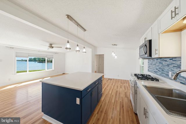 529 MORATTICO CREEK RD, Farnham, VA 22460