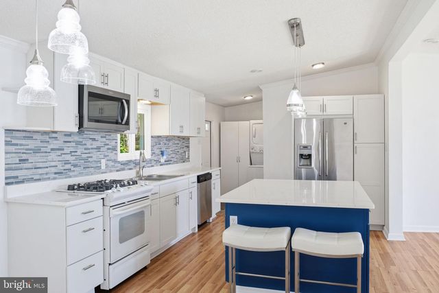 529 MORATTICO CREEK RD, Farnham, VA 22460