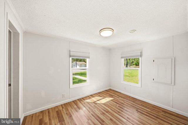 529 MORATTICO CREEK RD, Farnham, VA 22460