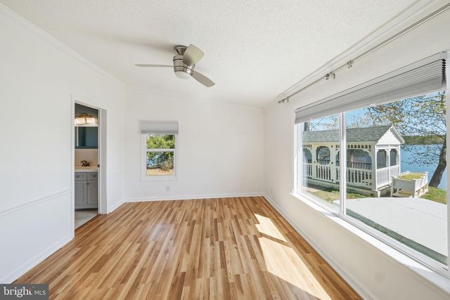 529 MORATTICO CREEK RD, Farnham, VA 22460
