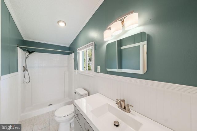 529 MORATTICO CREEK RD, Farnham, VA 22460