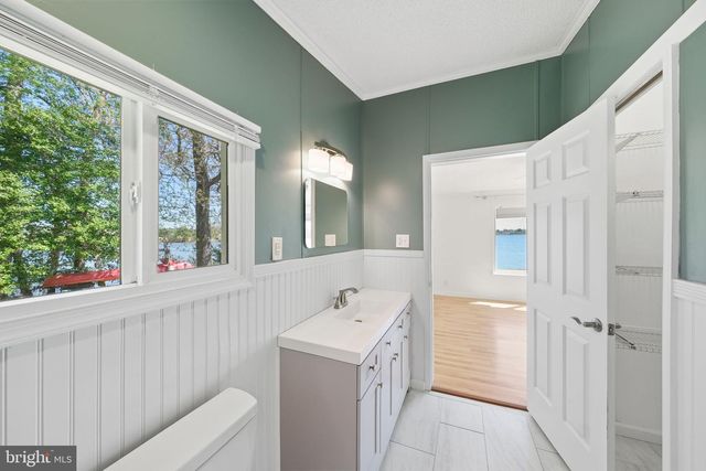 529 MORATTICO CREEK RD, Farnham, VA 22460
