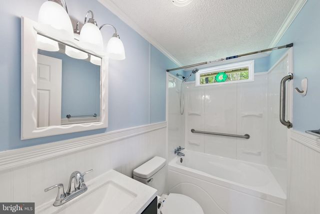 529 MORATTICO CREEK RD, Farnham, VA 22460