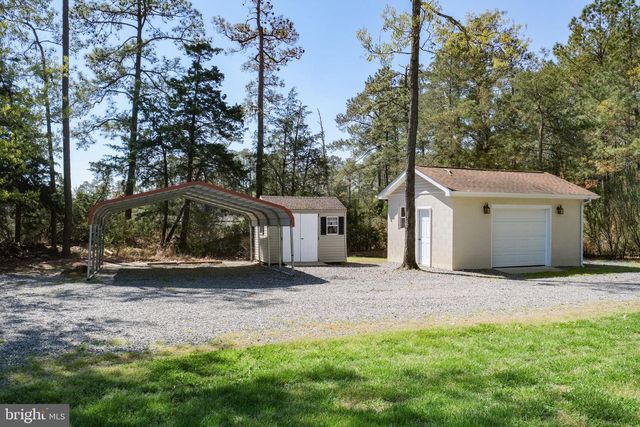 529 MORATTICO CREEK RD, Farnham, VA 22460