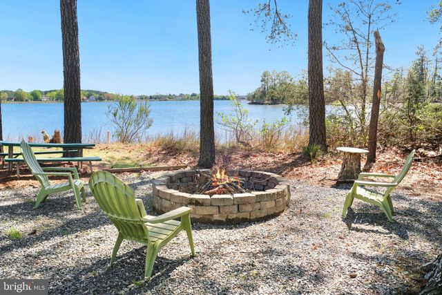 529 MORATTICO CREEK RD, Farnham, VA 22460