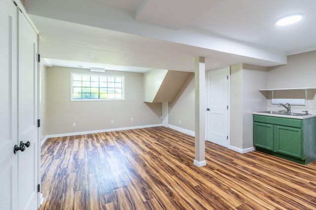 1617 N Chester Road, Hixson, TN 37343