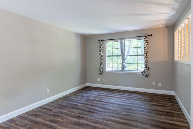 1617 N Chester Road, Hixson, TN 37343