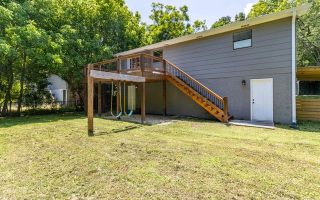 1617 N Chester Road, Hixson, TN 37343