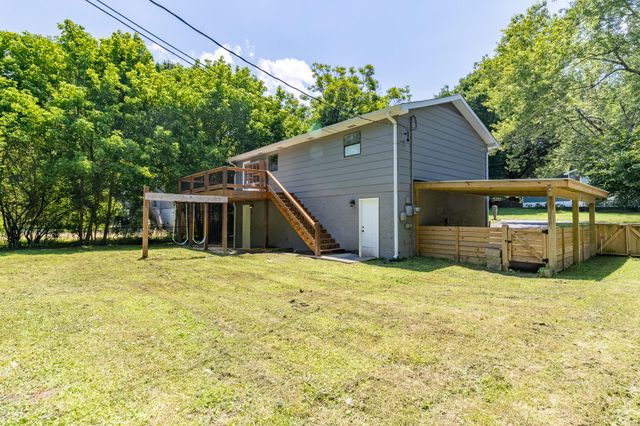 1617 N Chester Road, Hixson, TN 37343