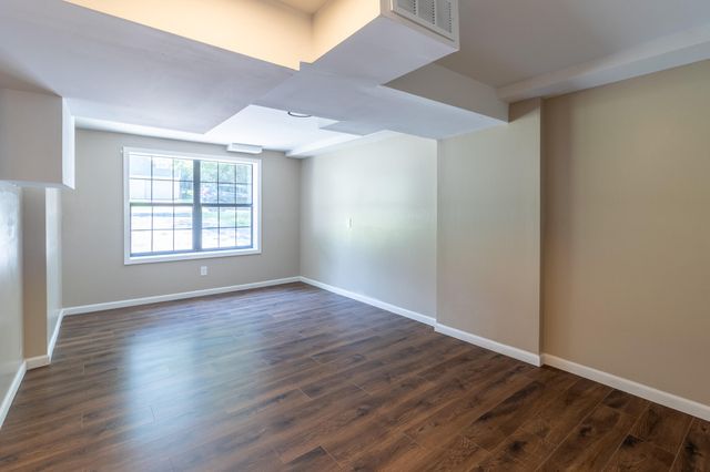 1617 N Chester Road, Hixson, TN 37343