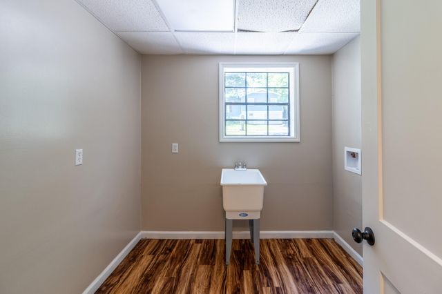 1617 N Chester Road, Hixson, TN 37343