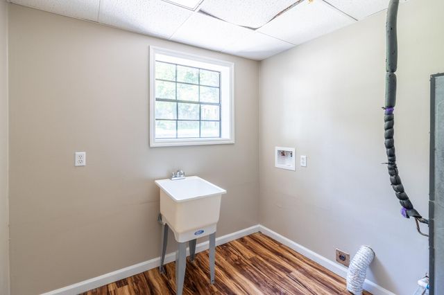 1617 N Chester Road, Hixson, TN 37343