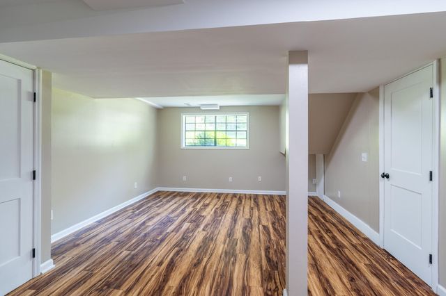 1617 N Chester Road, Hixson, TN 37343