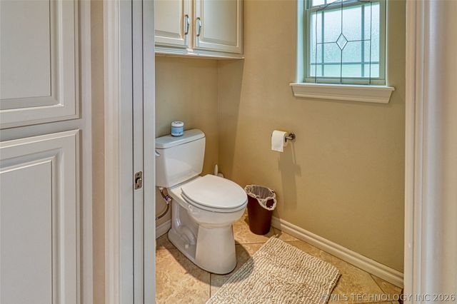124 Walnut Ridge, Eufaula, OK 74432