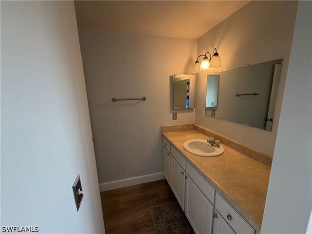 937 SW 52nd ST, Cape Coral, FL 33914
