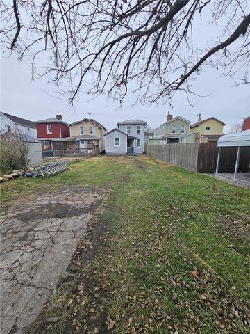 1712 4th Ave, Beaver Falls, PA 15010