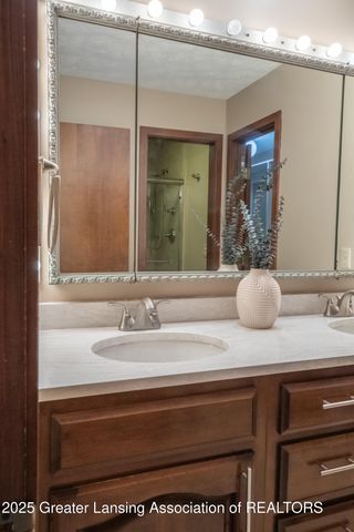 280 Winterberry Lane, Okemos, MI 48864