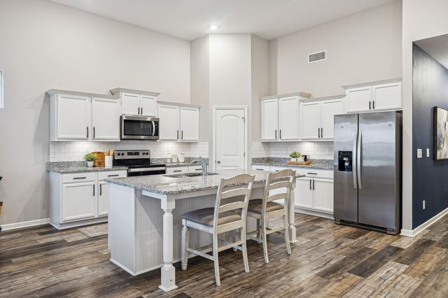 436 Zeffer Ct, Spring Hill, TN 37174