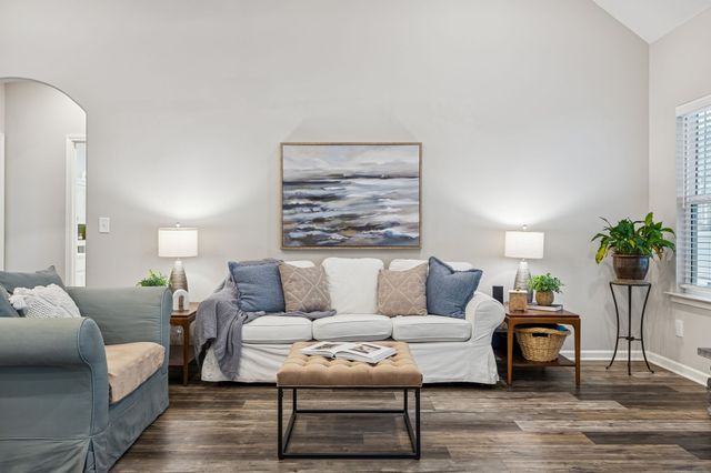 436 Zeffer Ct, Spring Hill, TN 37174