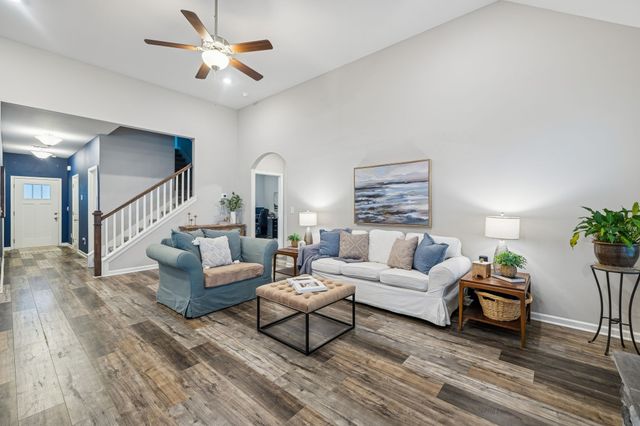 436 Zeffer Ct, Spring Hill, TN 37174