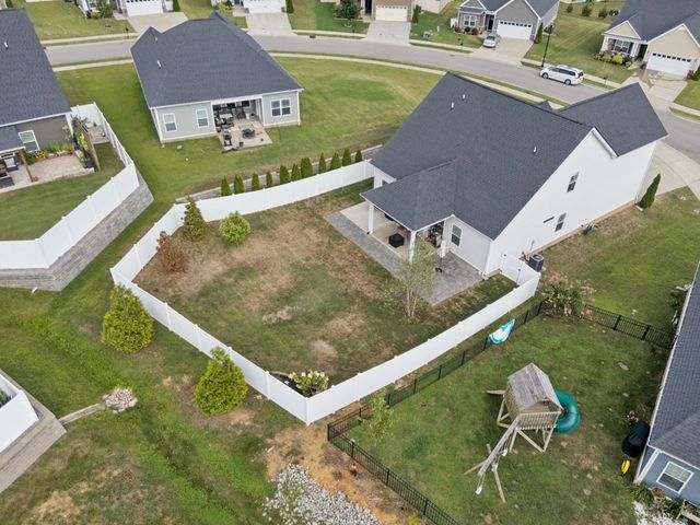 436 Zeffer Ct, Spring Hill, TN 37174