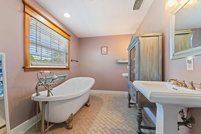 6705 SW Gator Trail, Palm City, FL 34990