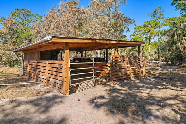 6705 SW Gator Trail, Palm City, FL 34990