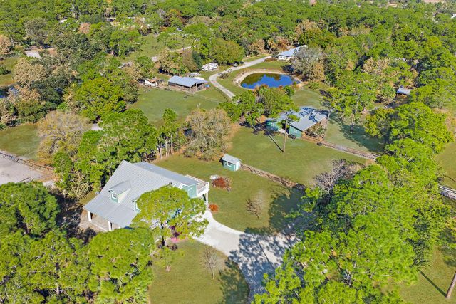 6705 SW Gator Trail, Palm City, FL 34990