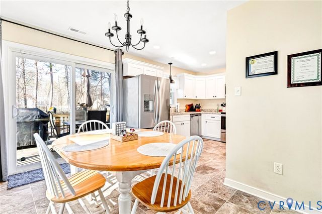 107 Five Oaks Ln, Ashland, VA 23005