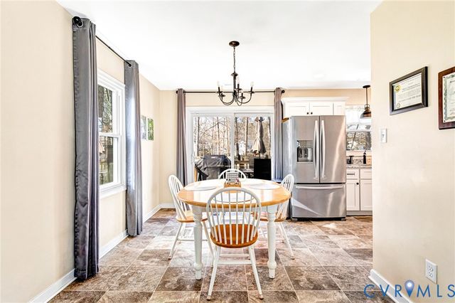 107 Five Oaks Ln, Ashland, VA 23005