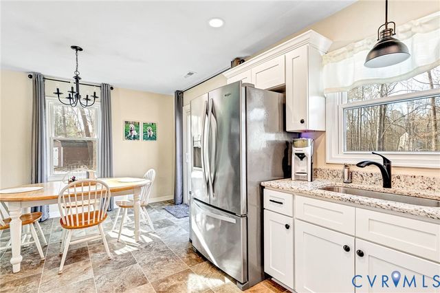 107 Five Oaks Ln, Ashland, VA 23005