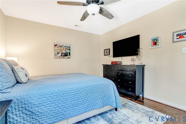 107 Five Oaks Ln, Ashland, VA 23005