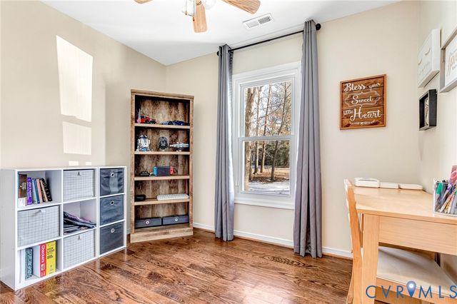 107 Five Oaks Ln, Ashland, VA 23005