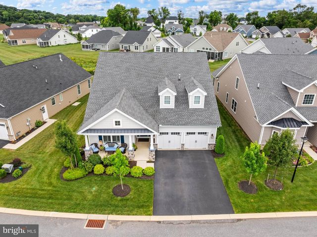 108 TICONDEROGA RD, East Petersburg, PA 17520
