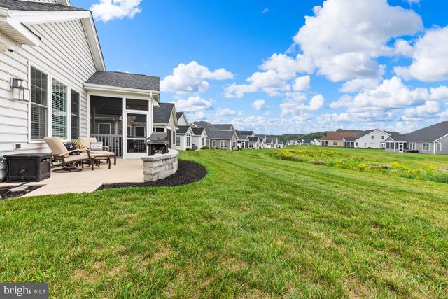 108 TICONDEROGA RD, East Petersburg, PA 17520