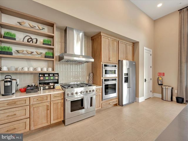 108 TICONDEROGA RD, East Petersburg, PA 17520