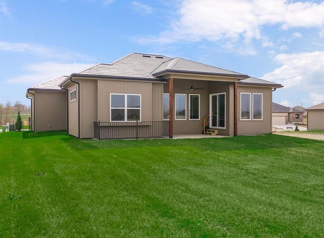 8016 SE Hoot Owl Street, Blue Springs, MO 64014